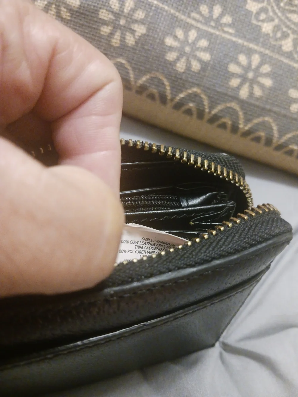 kate spade black pebbled leather zip wallet multiple pockets